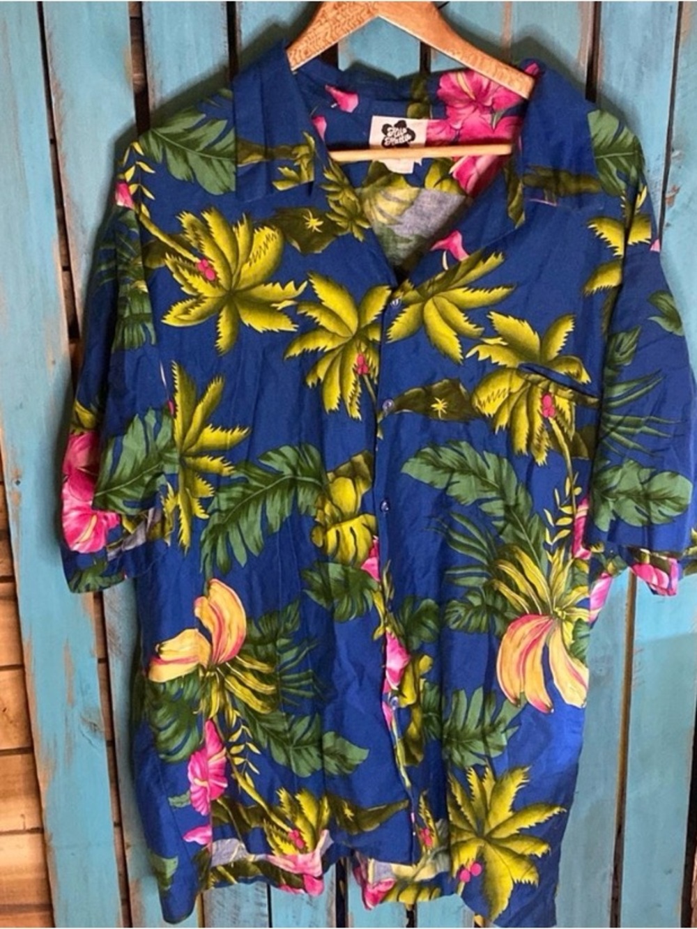 Vintage Hilo Hattie made in Hawaii Hawaiian shirt 4XL blue green pink yellow